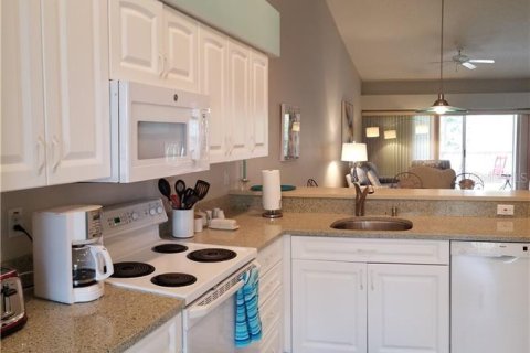 Copropriété à louer à Sarasota, Floride: 2 chambres, 123.84 m2 № 213734 - photo 10