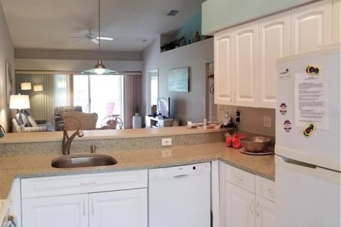 Copropriété à louer à Sarasota, Floride: 2 chambres, 123.84 m2 № 213734 - photo 11