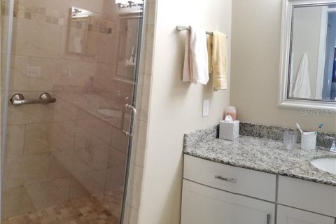 Copropriété à louer à Sarasota, Floride: 2 chambres, 123.84 m2 № 213734 - photo 16