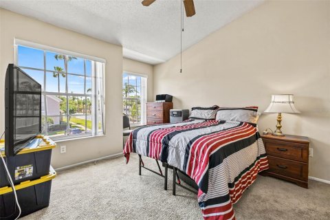 Townhouse in Brandon, Florida 2 bedrooms, 129.69 sq.m. № 1675752 - photo 18