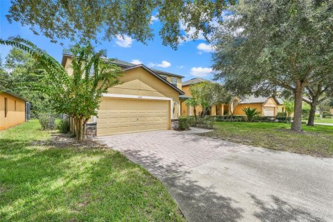 House in Davenport, Florida 6 bedrooms, 289.86 sq.m. № 1900705 - photo 5