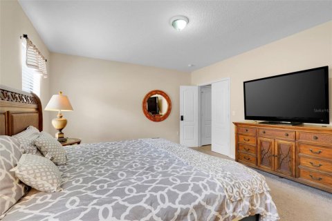 House in Davenport, Florida 6 bedrooms, 289.86 sq.m. № 1900705 - photo 16