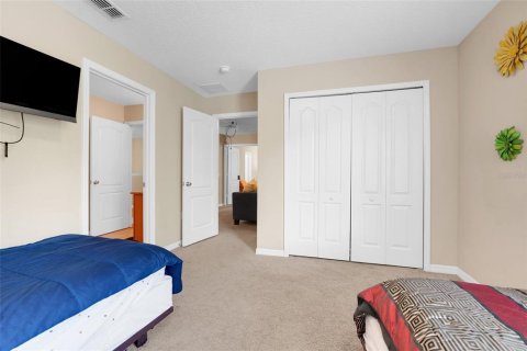 House in Davenport, Florida 6 bedrooms, 289.86 sq.m. № 1900705 - photo 30