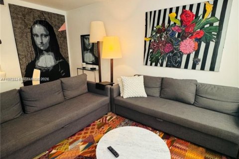 Condominio en alquiler en Miami Beach, Florida, 1 dormitorio, 64.1 m2 № 2033899 - foto 3
