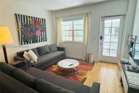 Condominio en alquiler en Miami Beach, Florida, 1 dormitorio, 64.1 m2 № 2033899 - foto 4