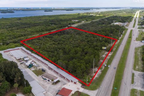 Immobilier commercial à St. Lucie, Floride № 2262103