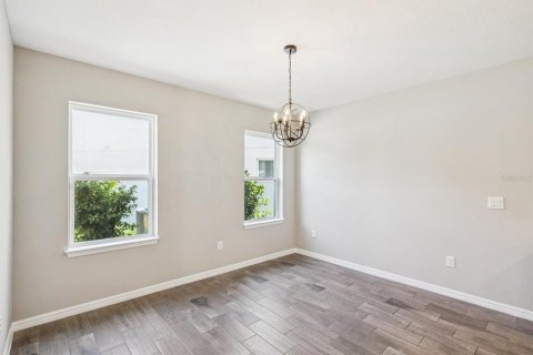 House in Wesley Chapel, Florida 4 bedrooms, 209.4 sq.m. № 1873714 - photo 21