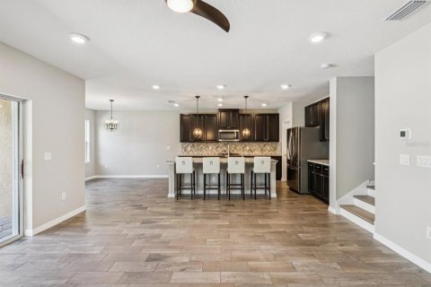 House in Wesley Chapel, Florida 4 bedrooms, 209.4 sq.m. № 1873714 - photo 11