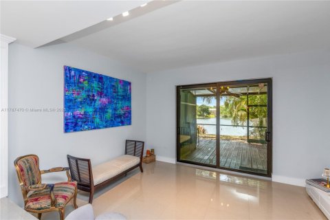 Touwnhouse à vendre à Pembroke Pines, Floride: 2 chambres, 96.62 m2 № 2153828 - photo 13
