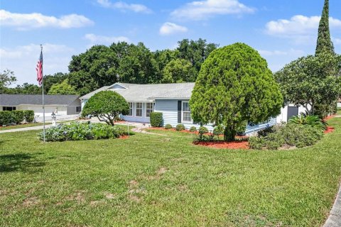 Villa ou maison à vendre à Orlando, Floride: 4 chambres, 185.9 m2 № 2202227 - photo 2