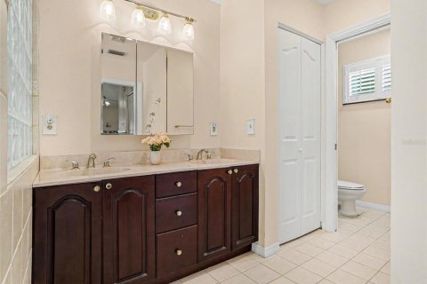 Villa ou maison à vendre à Orlando, Floride: 4 chambres, 185.9 m2 № 2202227 - photo 15