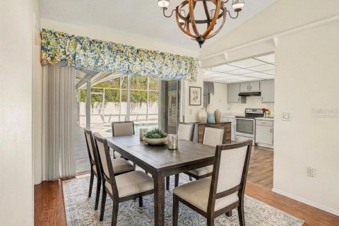 Villa ou maison à vendre à Orlando, Floride: 4 chambres, 185.9 m2 № 2202227 - photo 6