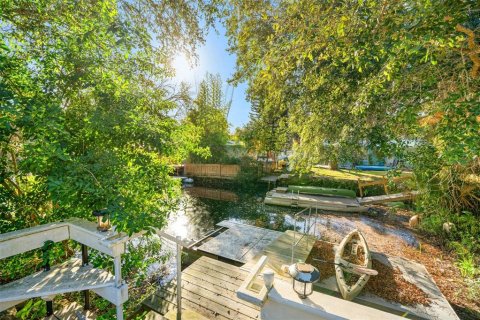 Land in Weeki Wachee, Florida № 2118401 - photo 9