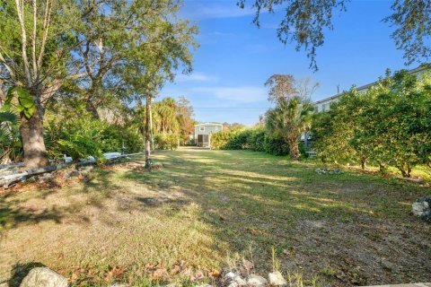 Land in Weeki Wachee, Florida № 2118401 - photo 5