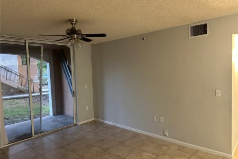 Condominio en alquiler en Miramar, Florida, 2 dormitorios, 89.74 m2 № 1991908 - foto 7