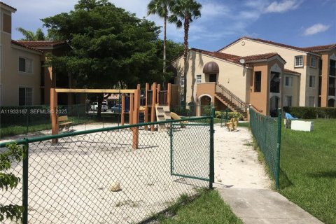 Condominio en alquiler en Miramar, Florida, 2 dormitorios, 89.74 m2 № 1991908 - foto 30