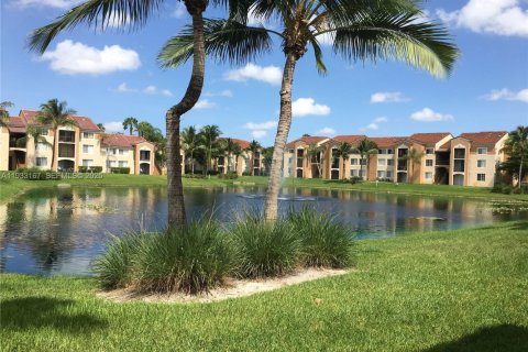 Condominio en alquiler en Miramar, Florida, 2 dormitorios, 89.74 m2 № 1991908 - foto 2