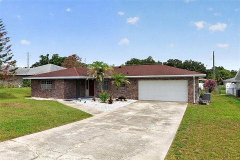Villa ou maison à vendre à Winter Haven, Floride: 3 chambres, 157.84 m2 № 2147969 - photo 2