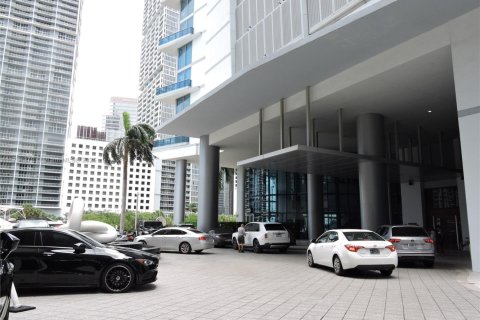 Condo in Miami, Florida, 1 bedroom  № 1464009 - photo 2