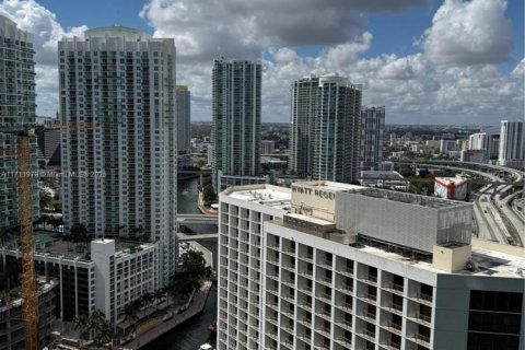 Condo in Miami, Florida, 1 bedroom  № 1464009 - photo 23