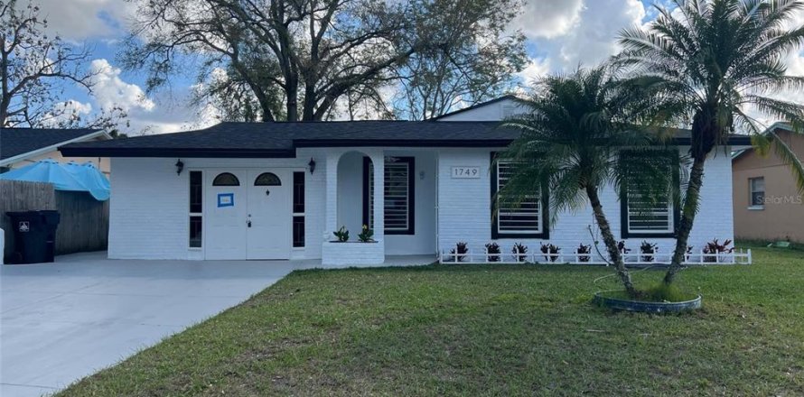 House in Orlando, Florida 3 bedrooms, 133.41 sq.m. № 1733657