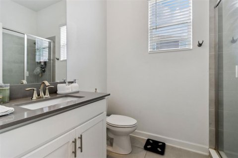 House in Davenport, Florida 4 bedrooms, 246.19 sq.m. № 2396832 - photo 25