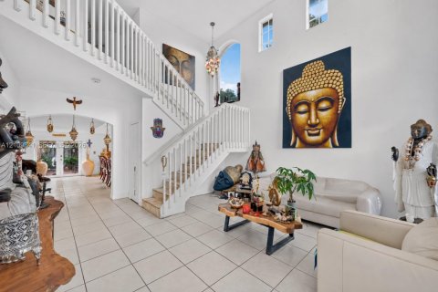 Villa ou maison à vendre à Miami, Floride: 3 chambres, 208.29 m2 № 2429858 - photo 6
