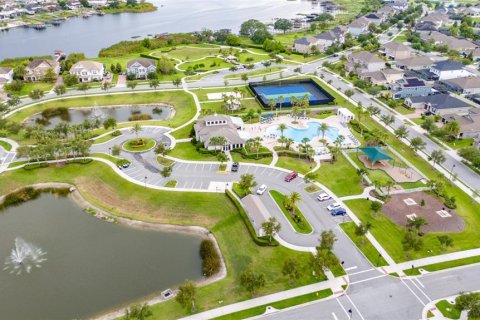House in Winter Garden, Florida 4 bedrooms, 189.8 sq.m. № 1840449 - photo 13