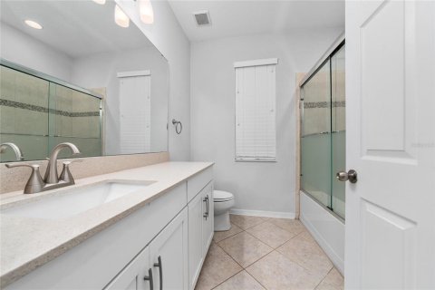 House in Winter Garden, Florida 4 bedrooms, 189.8 sq.m. № 1840449 - photo 22