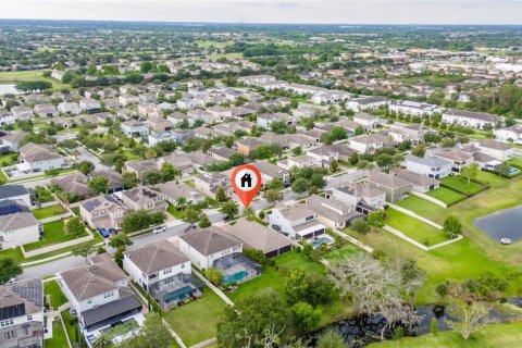 House in Winter Garden, Florida 4 bedrooms, 189.8 sq.m. № 1840449 - photo 7