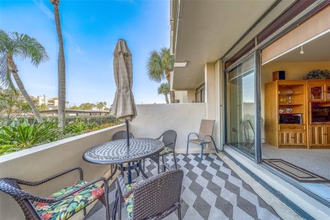 Condominio en venta en Clearwater, Florida, 2 dormitorios, 115.2 m2 № 1837392 - foto 6