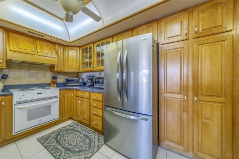 Condominio en venta en Clearwater, Florida, 2 dormitorios, 115.2 m2 № 1837392 - foto 11