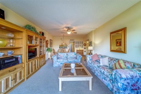 Condominio en venta en Clearwater, Florida, 2 dormitorios, 115.2 m2 № 1837392 - foto 8