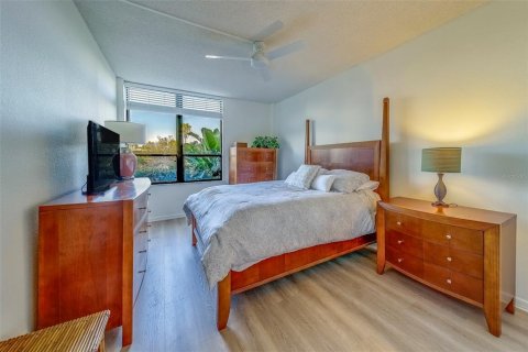 Condominio en venta en Clearwater, Florida, 2 dormitorios, 115.2 m2 № 1837392 - foto 29