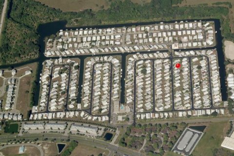 Terreno en Apollo Beach, Florida № 2202060