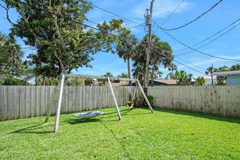 House in Ormond Beach, Florida 3 bedrooms, 173.54 sq.m. № 2205511 - photo 7