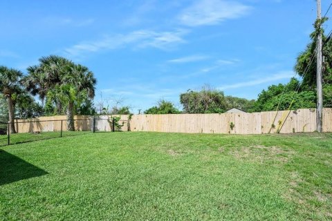 House in Ormond Beach, Florida 3 bedrooms, 173.54 sq.m. № 2205511 - photo 10