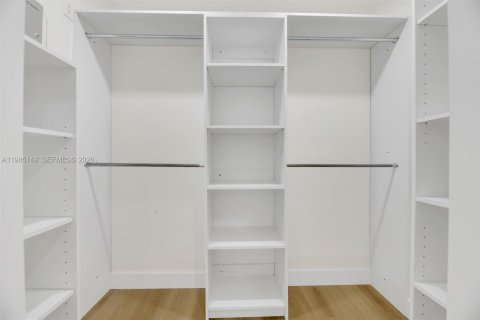 Купить кондоминиум в Бока-Ратон, Флорида 2 спальни, 101.26м2, № 2047332 - фото 25