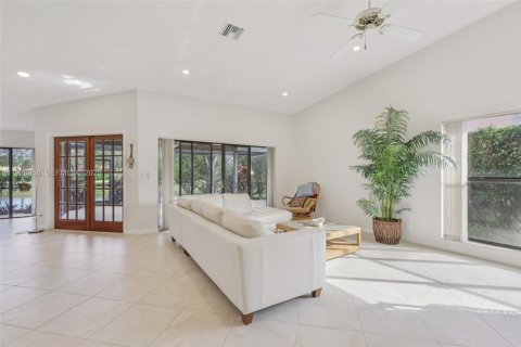 Купить виллу или дом в Бока-Ратон, Флорида 3 спальни, 179.12м2, № 1991053 - фото 8