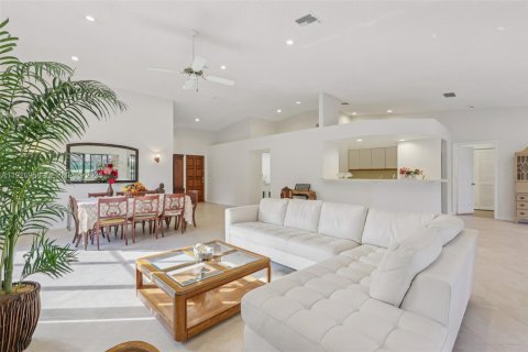 Купить виллу или дом в Бока-Ратон, Флорида 3 спальни, 179.12м2, № 1991053 - фото 10