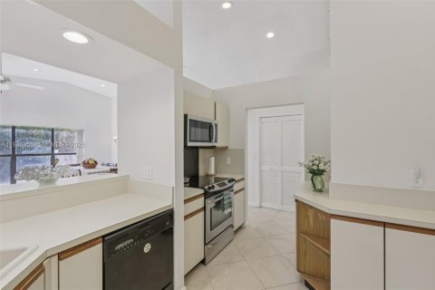 Купить виллу или дом в Бока-Ратон, Флорида 3 спальни, 179.12м2, № 1991053 - фото 22