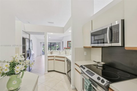 Купить виллу или дом в Бока-Ратон, Флорида 3 спальни, 179.12м2, № 1991053 - фото 23