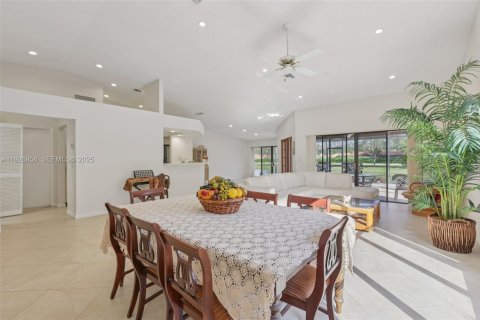 Купить виллу или дом в Бока-Ратон, Флорида 3 спальни, 179.12м2, № 1991053 - фото 18