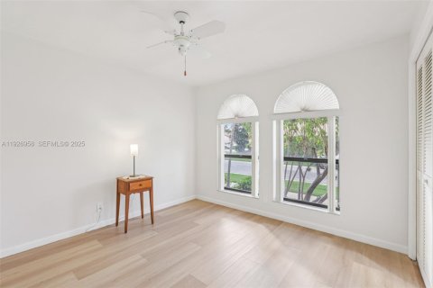 Купить виллу или дом в Бока-Ратон, Флорида 3 спальни, 179.12м2, № 1991053 - фото 29