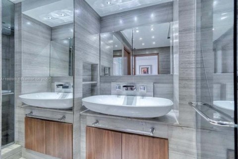 Снять в аренду кондоминиум в Майами-Бич, Флорида 1 спальня, 61.22м2, № 1926285 - фото 11