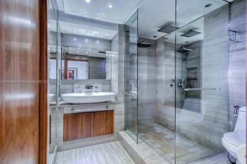 Снять в аренду кондоминиум в Майами-Бич, Флорида 1 спальня, 61.22м2, № 1926285 - фото 12