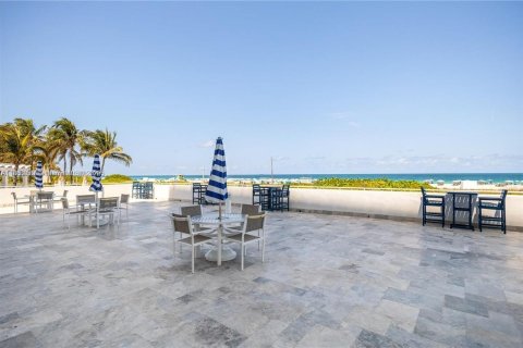 Снять в аренду кондоминиум в Майами-Бич, Флорида 1 спальня, 61.22м2, № 1926285 - фото 27