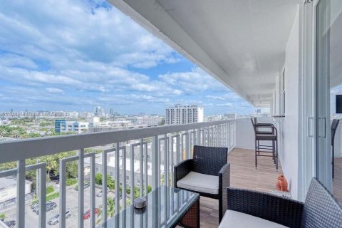 Снять в аренду кондоминиум в Майами-Бич, Флорида 1 спальня, 61.22м2, № 1926285 - фото 4