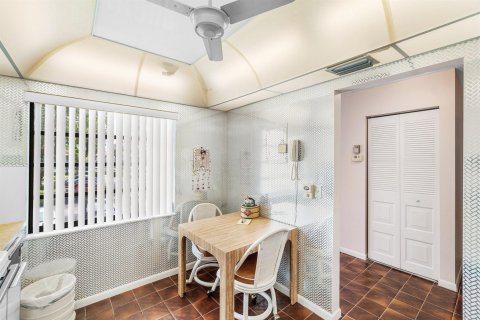 Купить кондоминиум в Бока-Ратон, Флорида 3 комнаты, 112.97м2, № 2085349 - фото 19