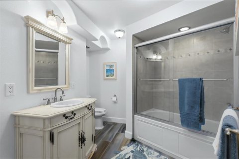 Condo in Sarasota, Florida, 2 bedrooms № 2206383 - photo 30